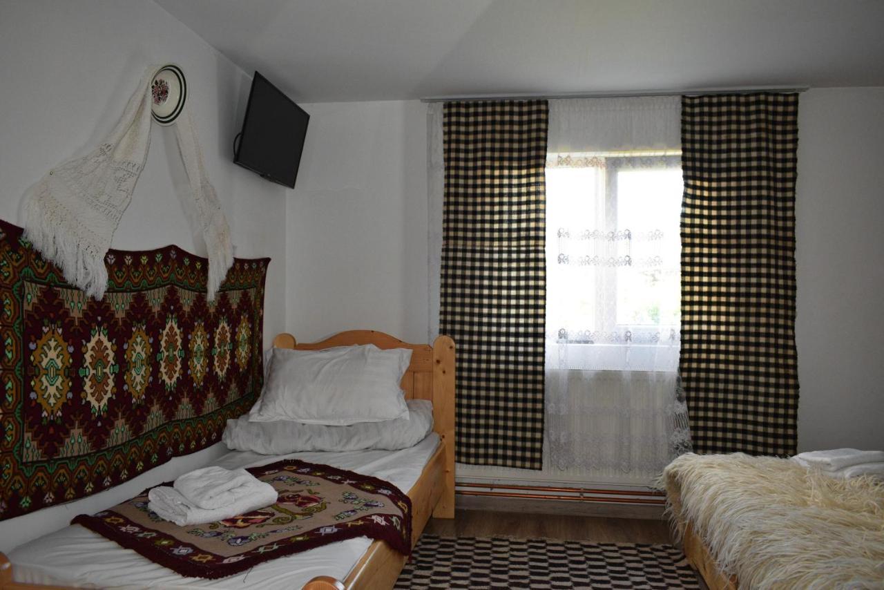 Casa Vladicu Hotel Breb Exterior photo
